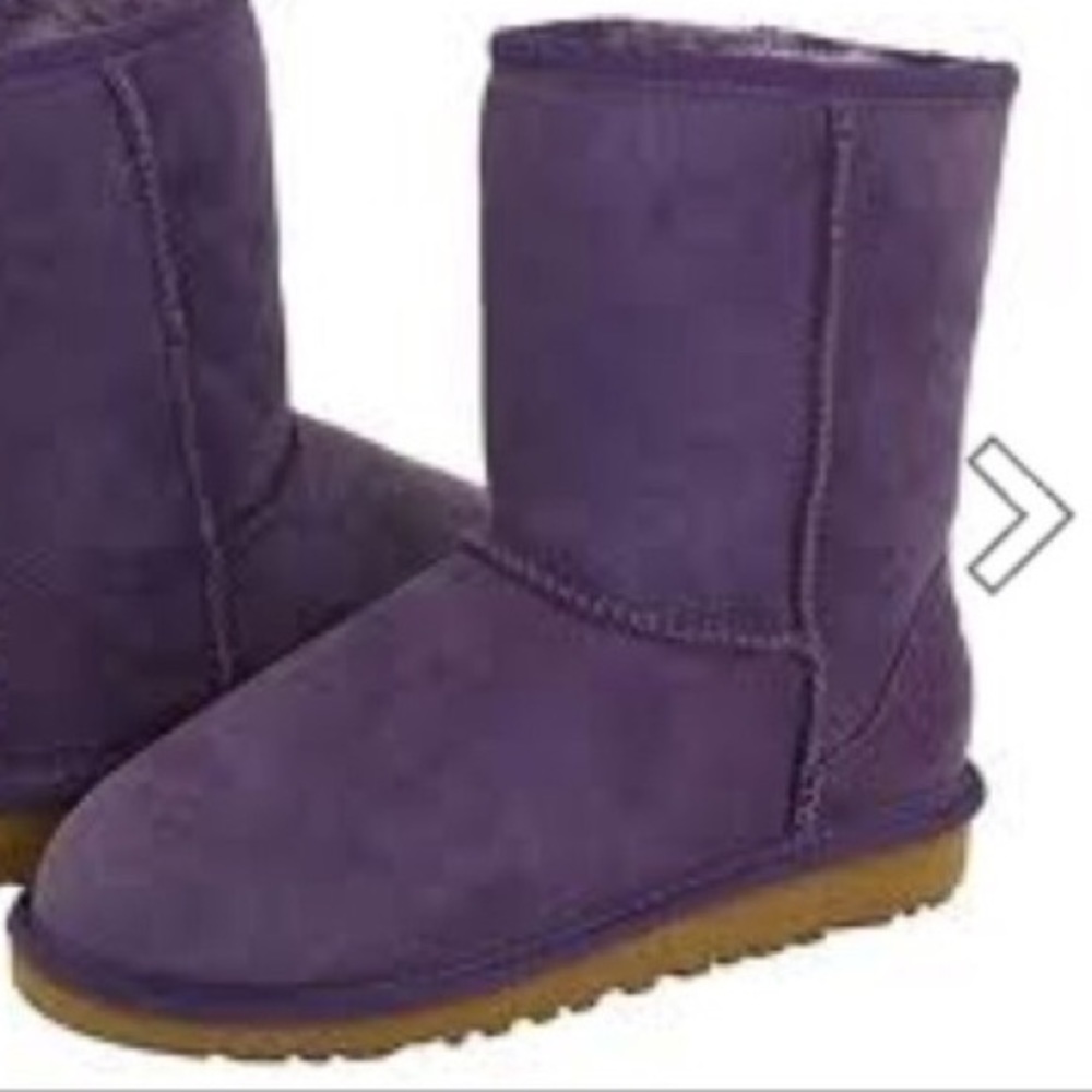 Size 8 Purple Ugg boots